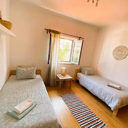 בית הארחה Lalita Ocean & *