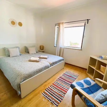 Lalita Ocean & בית הארחה