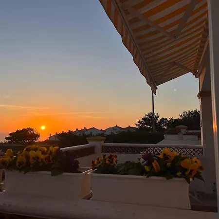 Lalita Ocean & בית הארחה ריבמר