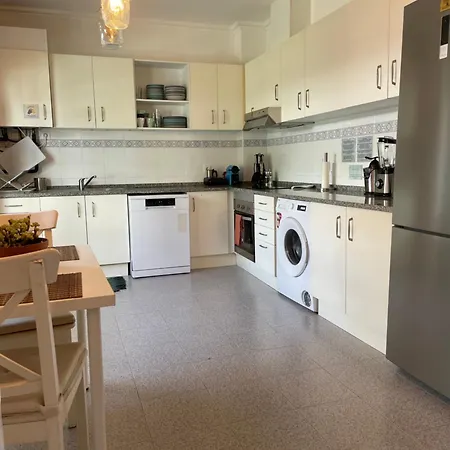 Lalita Ocean & בית הארחה *